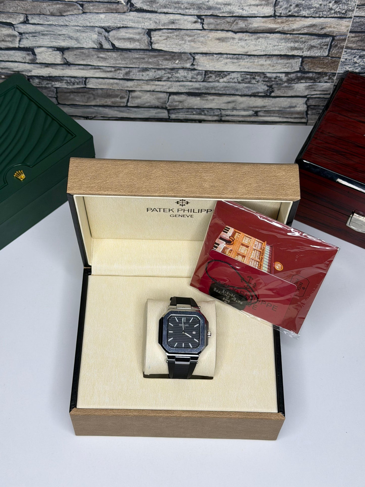 Patek Philippe Cubitus Black